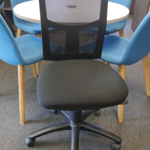 Used Condition Mesh Back Task Chair