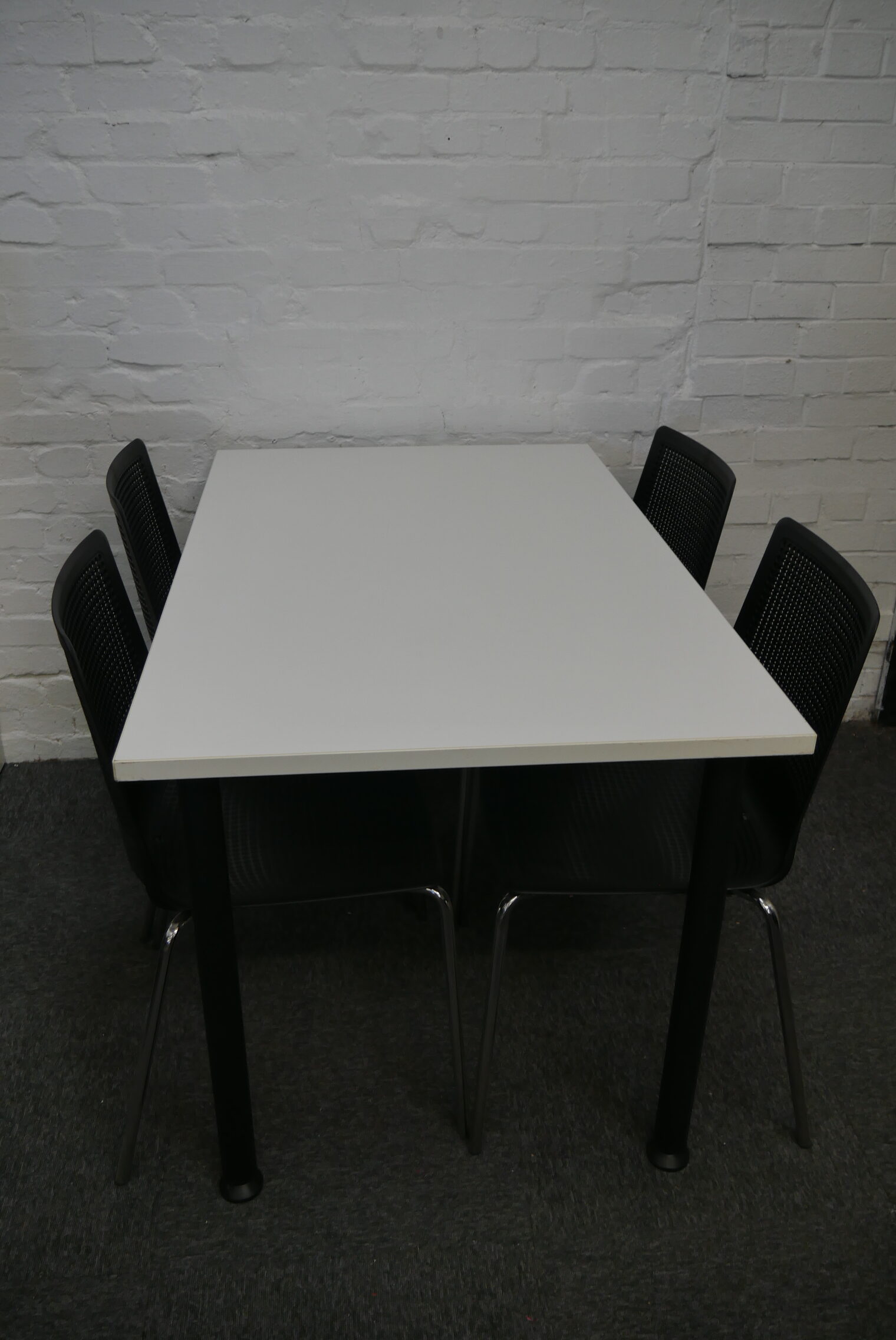Used Condition 1200mm x 800mm Canteen Table - Image 3