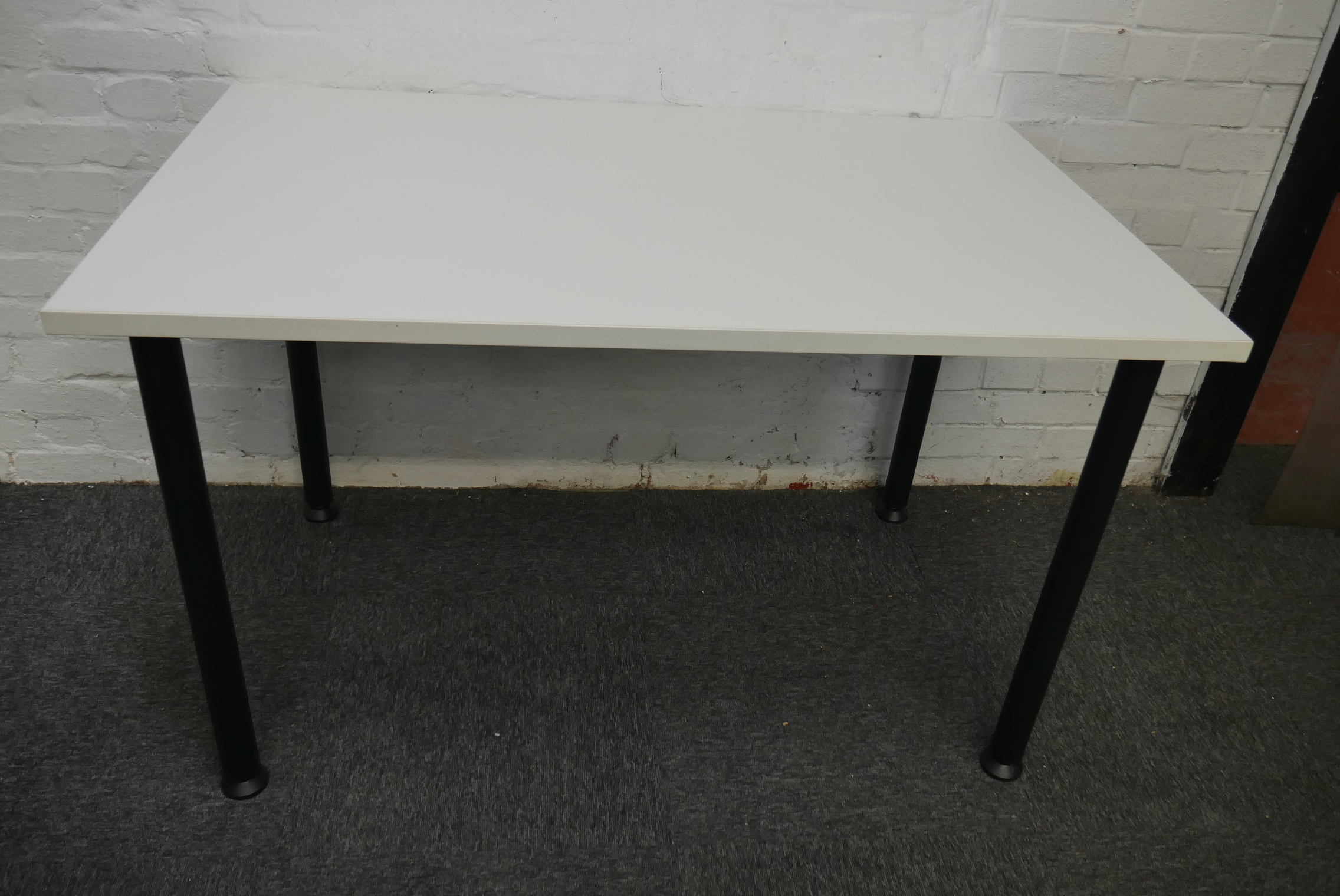 Used Condition 1200mm x 800mm Canteen Table - Image 4