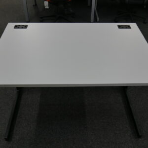 Used Condition Imperial 1200mm x 800mm Workstation